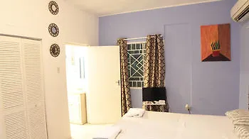 The Boho Flats By Bohemian Lodges Kingston 0*,  Jamajka